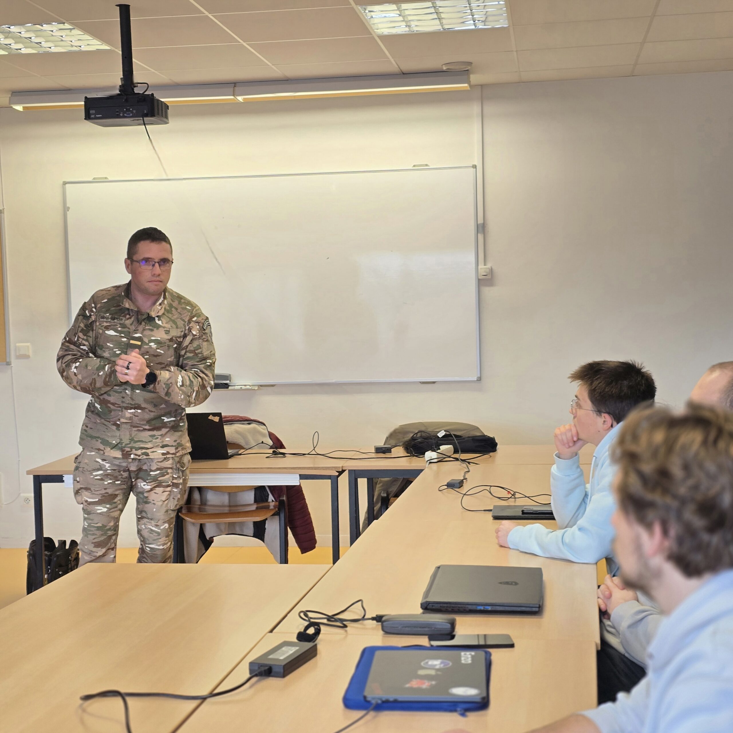 L’Armée de Terre au Campus by CCI Nièvre